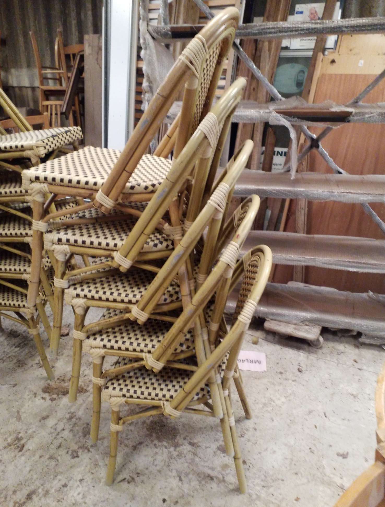 15 terrace chairs