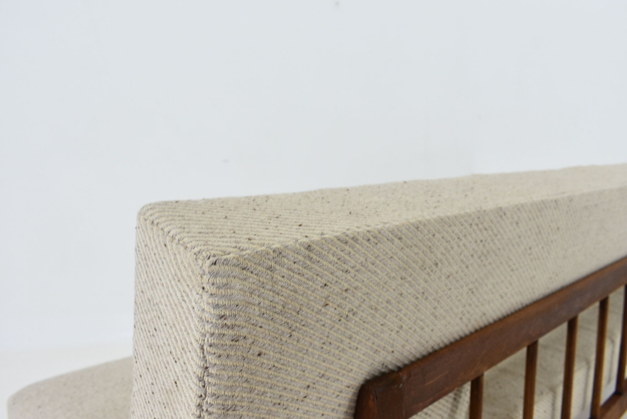 Mid-Century Sofa / Daybed Designed by Miroslav Navratil, 1960s