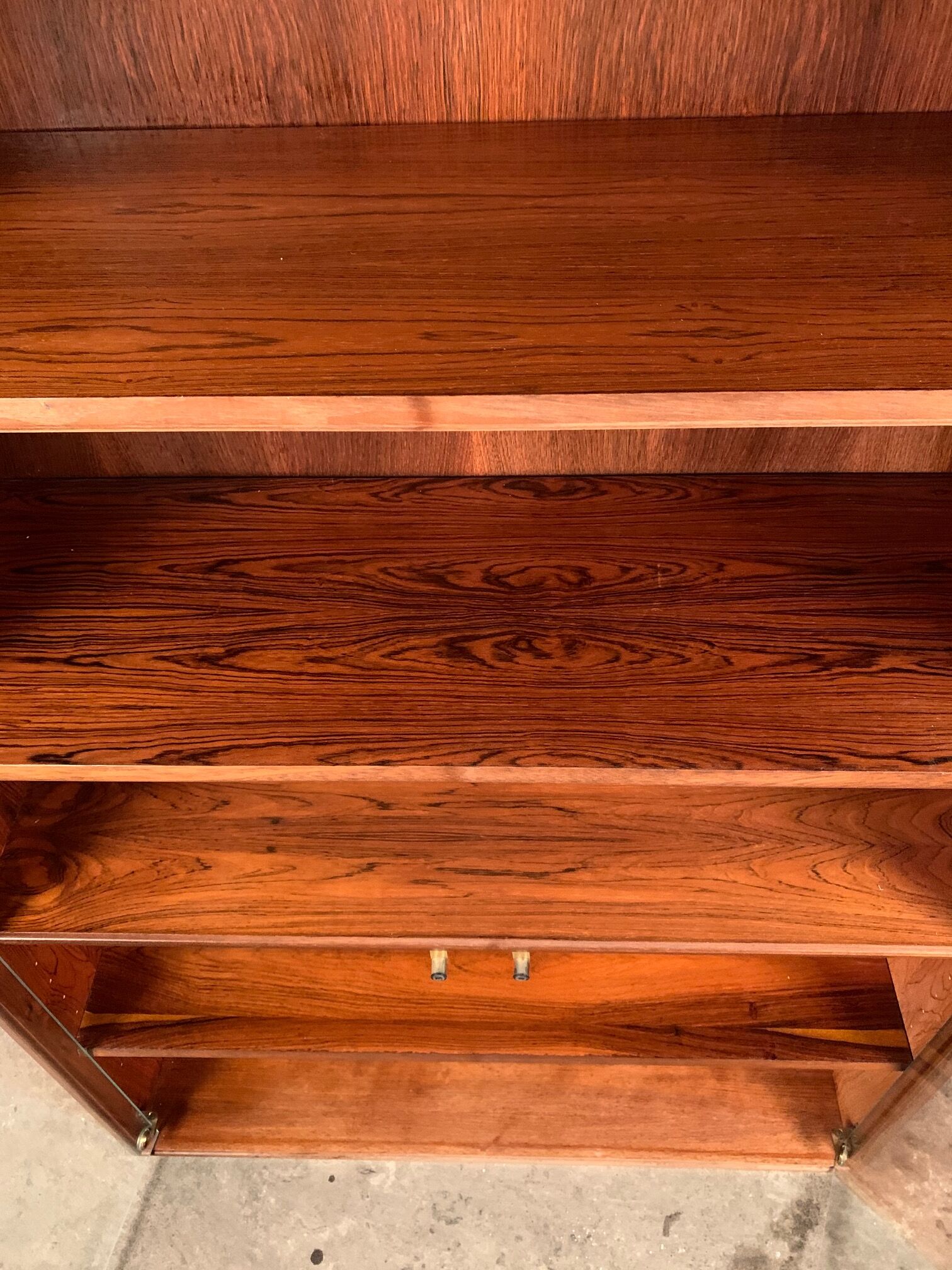 Vitrine en bois de rose d’Idee Mobel, Pesch, Allemagne, années 1960