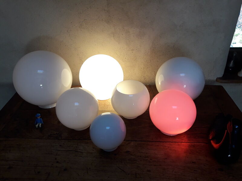 Globe 20cm en verre blanc ancien pour lampe suspension