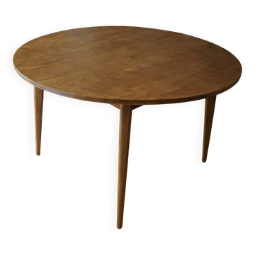 Round table