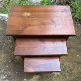 Set of 3 nesting coffee tables in oak.