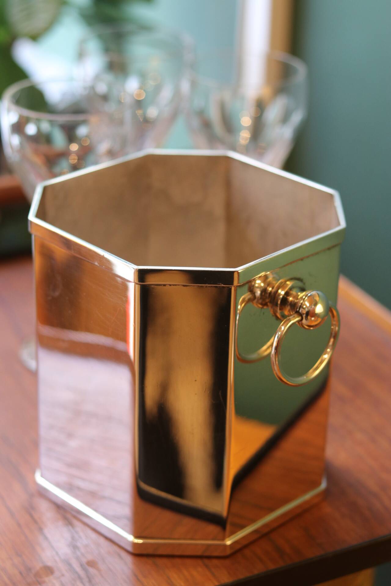 Silver-plated champagne cooler made by the silversmith St James