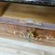 Commode 6 tiroirs en bois, laiton et verre, années 60