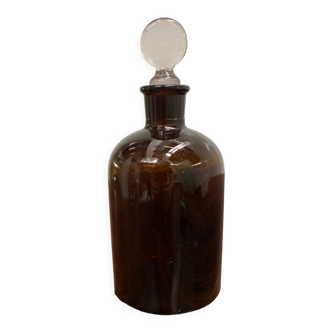 Apothecary amber glass bottle bottle