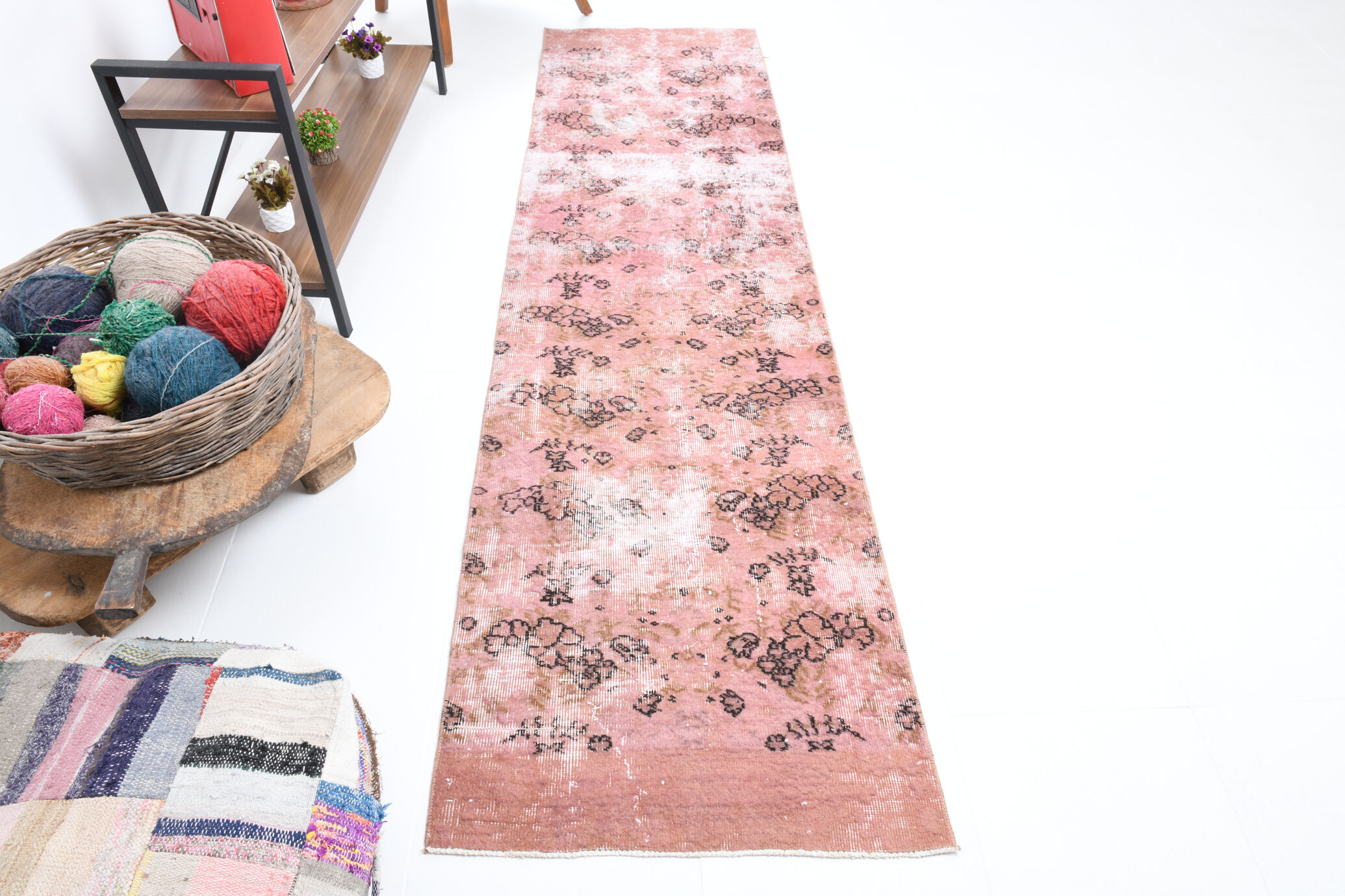 2x9 Pink Floral Vintage Runner Rug