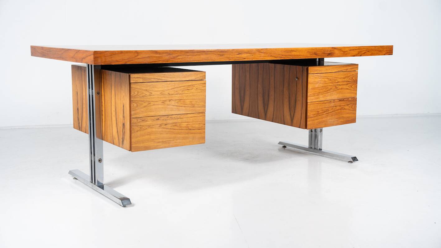 Bureau moderne du milieu du siècle en bois et chrome, Italie, années 1970