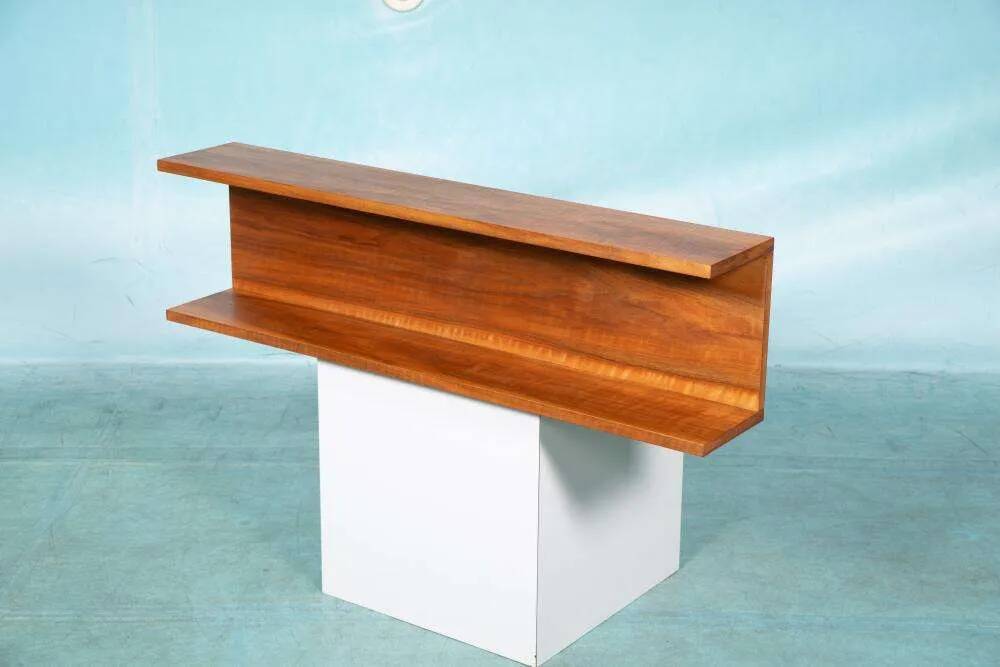 Console murale minimaliste des années 50 en noyer.