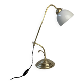 VINTAGE ARTICULATED DESK LAMP IN BRASS AND OPAL GLASS