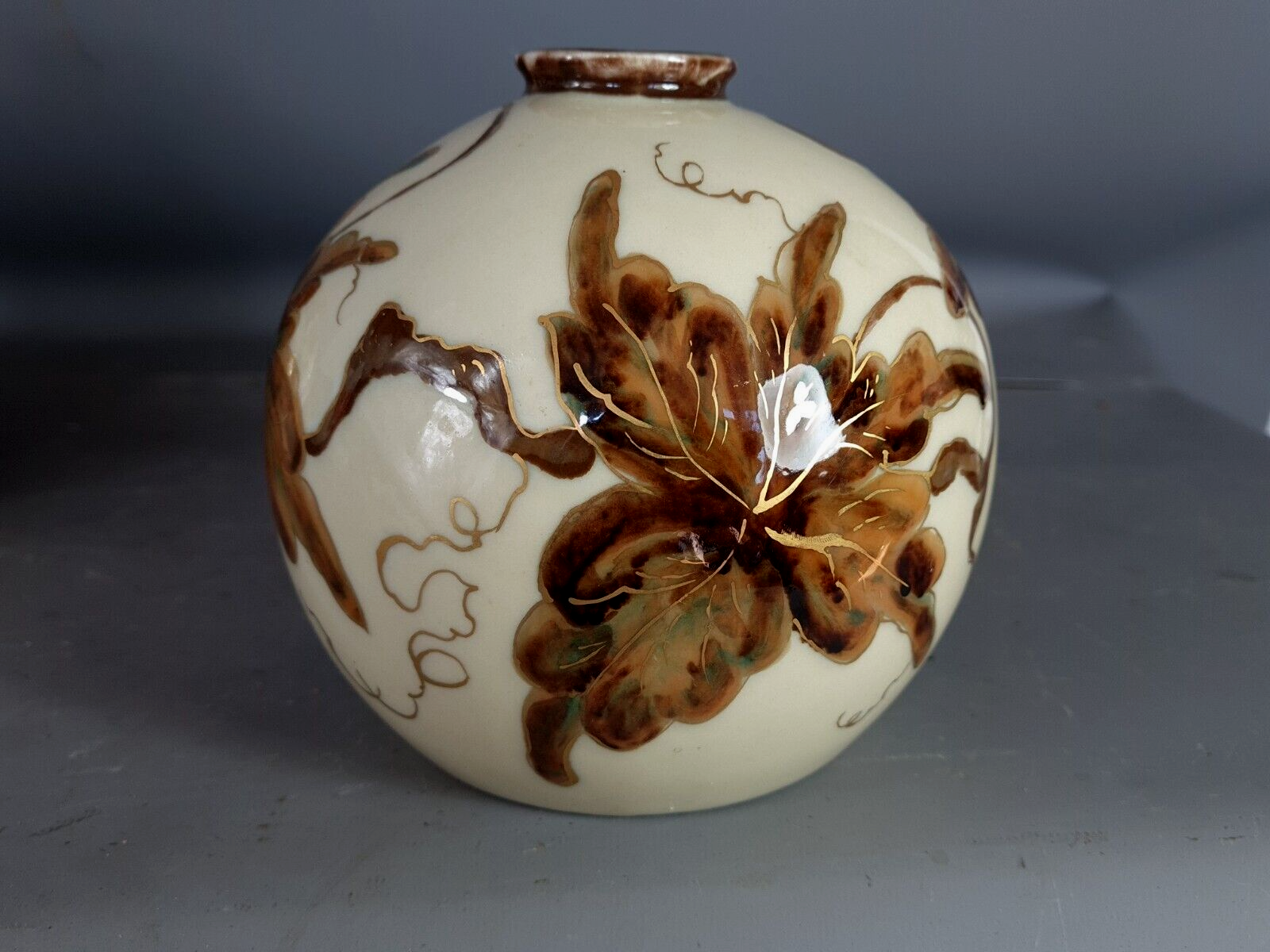 Camille Tharaud vase ball décor vine leaves perfect condition SB