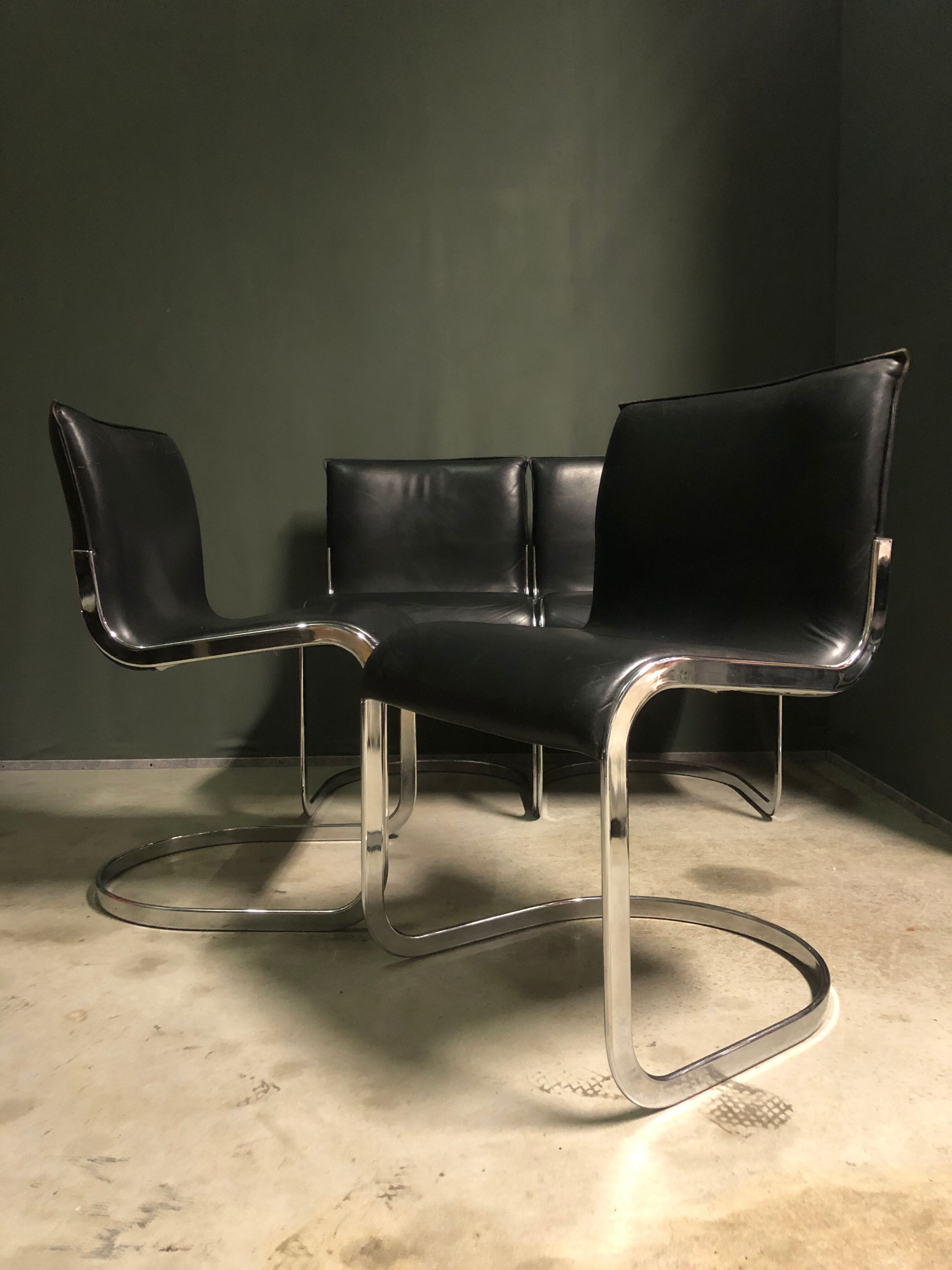 4 dining chairs 1980