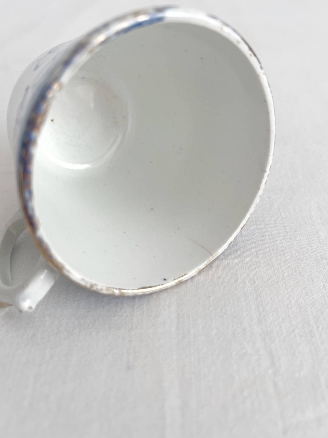 Saint Amand “Floral” old iron earth coffee cup