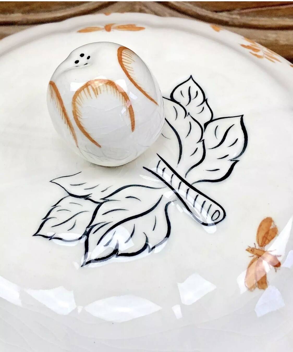 Ancienne soupière légumier Longchamp décor Moustiers Olerys 2