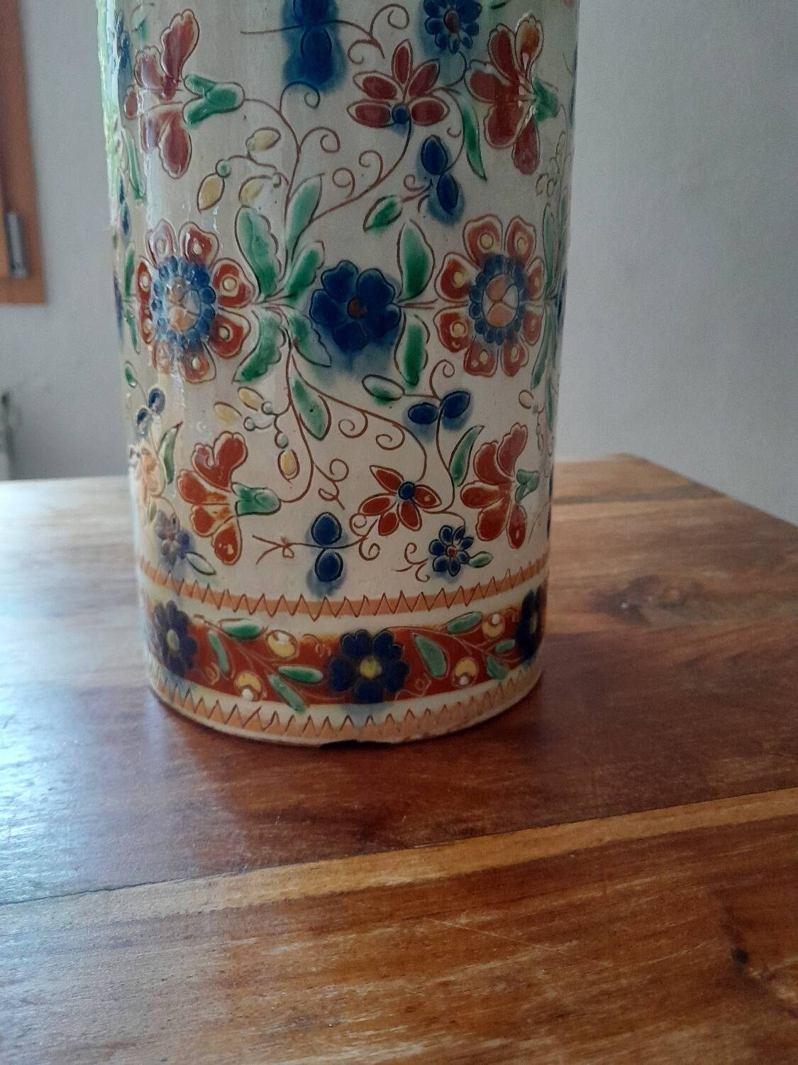Antique cylindrical vase