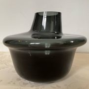 Vase design champignon en verre fumé