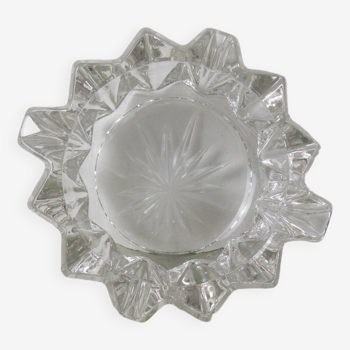 Clear chiseled glass ashtray