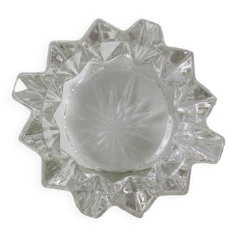 Clear chiseled glass ashtray