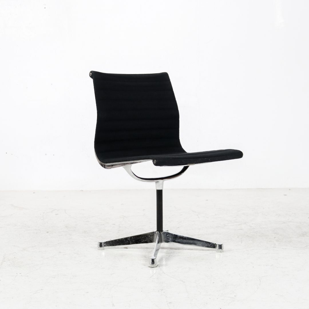 EA105 Alu chair by Charles & Ray Eames for Herman Miller 1970s
