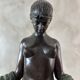 Sculpture art deco
