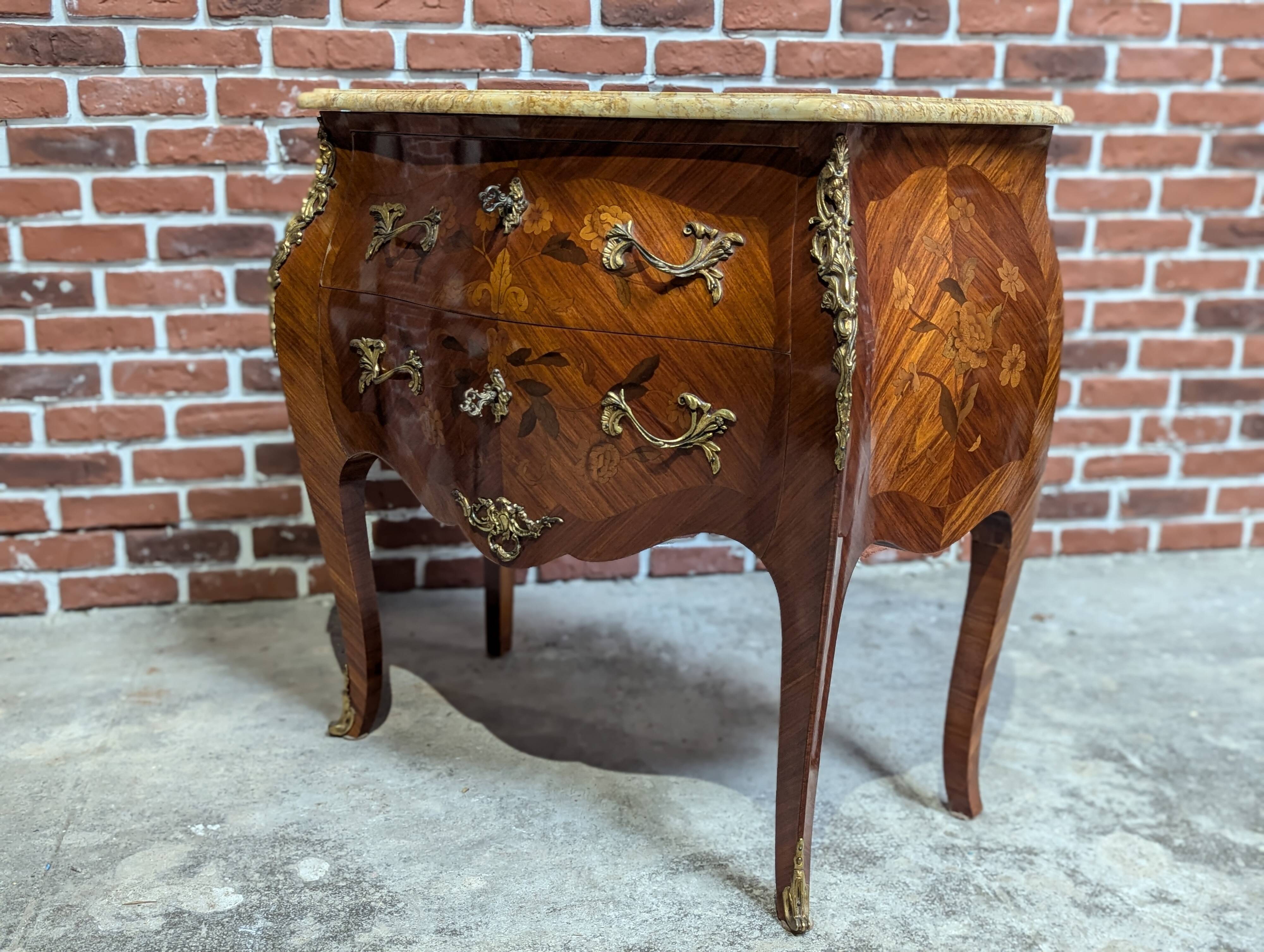 Commode de style Louis XV