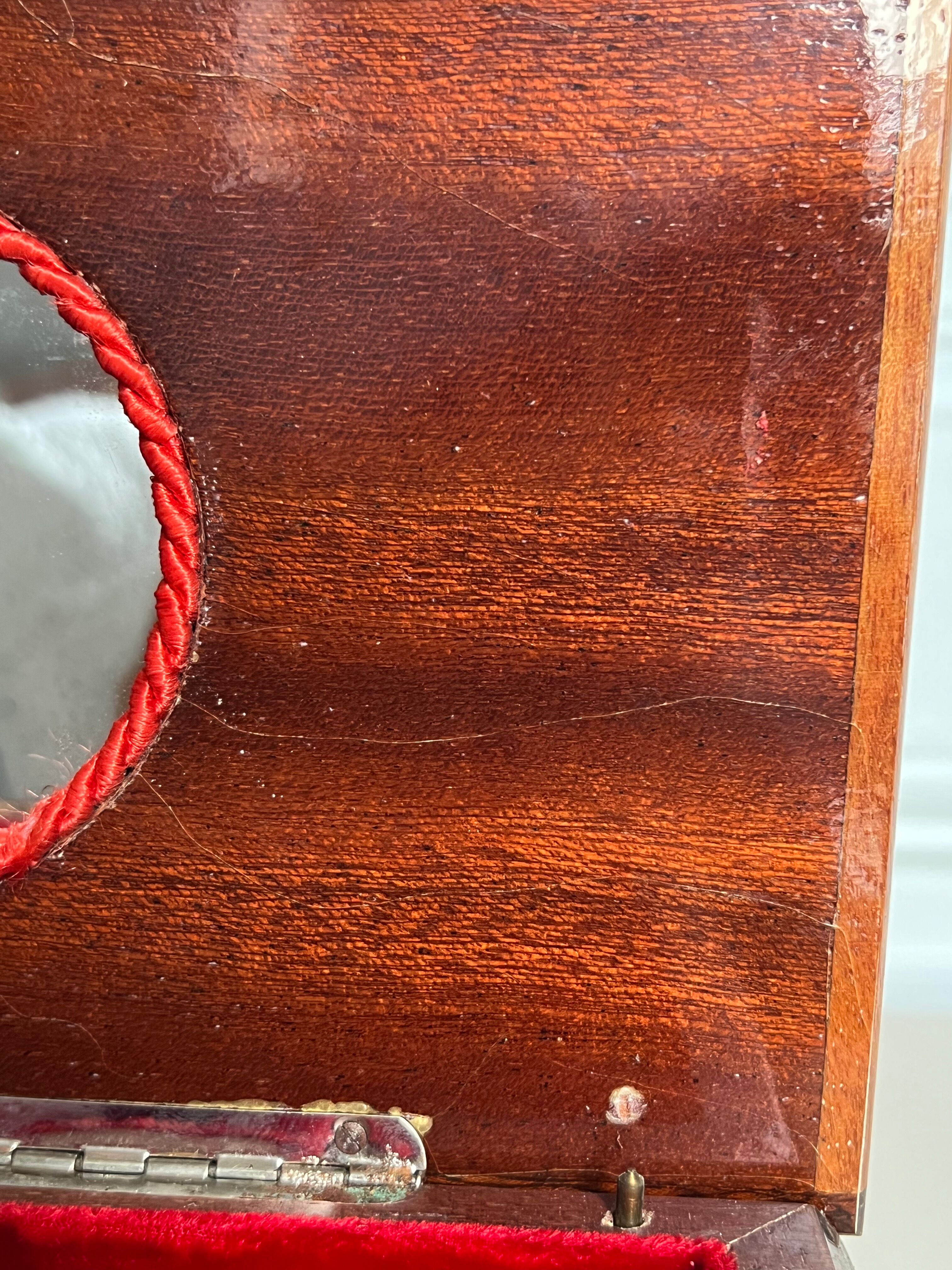 Music box jewelry box