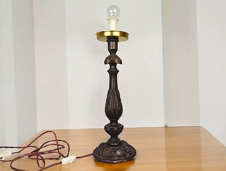 Pair of portugese wooden lamp