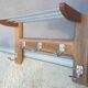 Wall-mounted entrance cloakroom in H with 5 hooks and hat racks