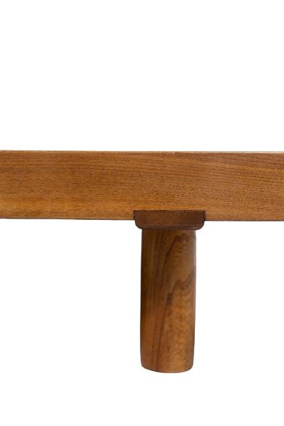 Pierre Chapo. Lit en chêne blond modèle « Godot ». Années 1960.