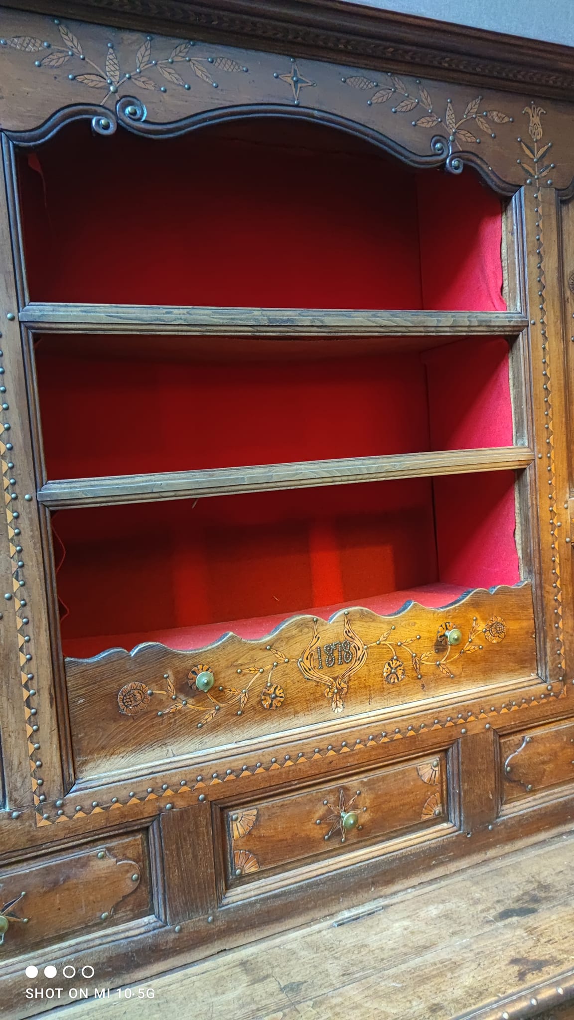 Two-part Breton chestnut cabinet dating from 1878