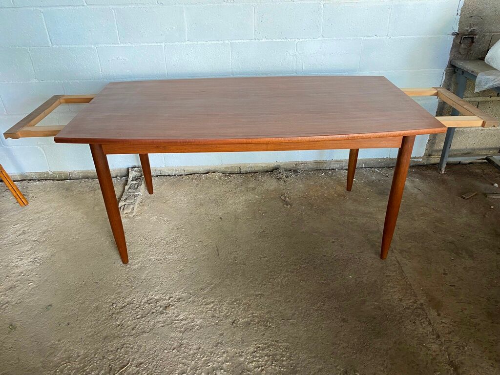 Scandinavian table in teak and rosewood vintage 60s