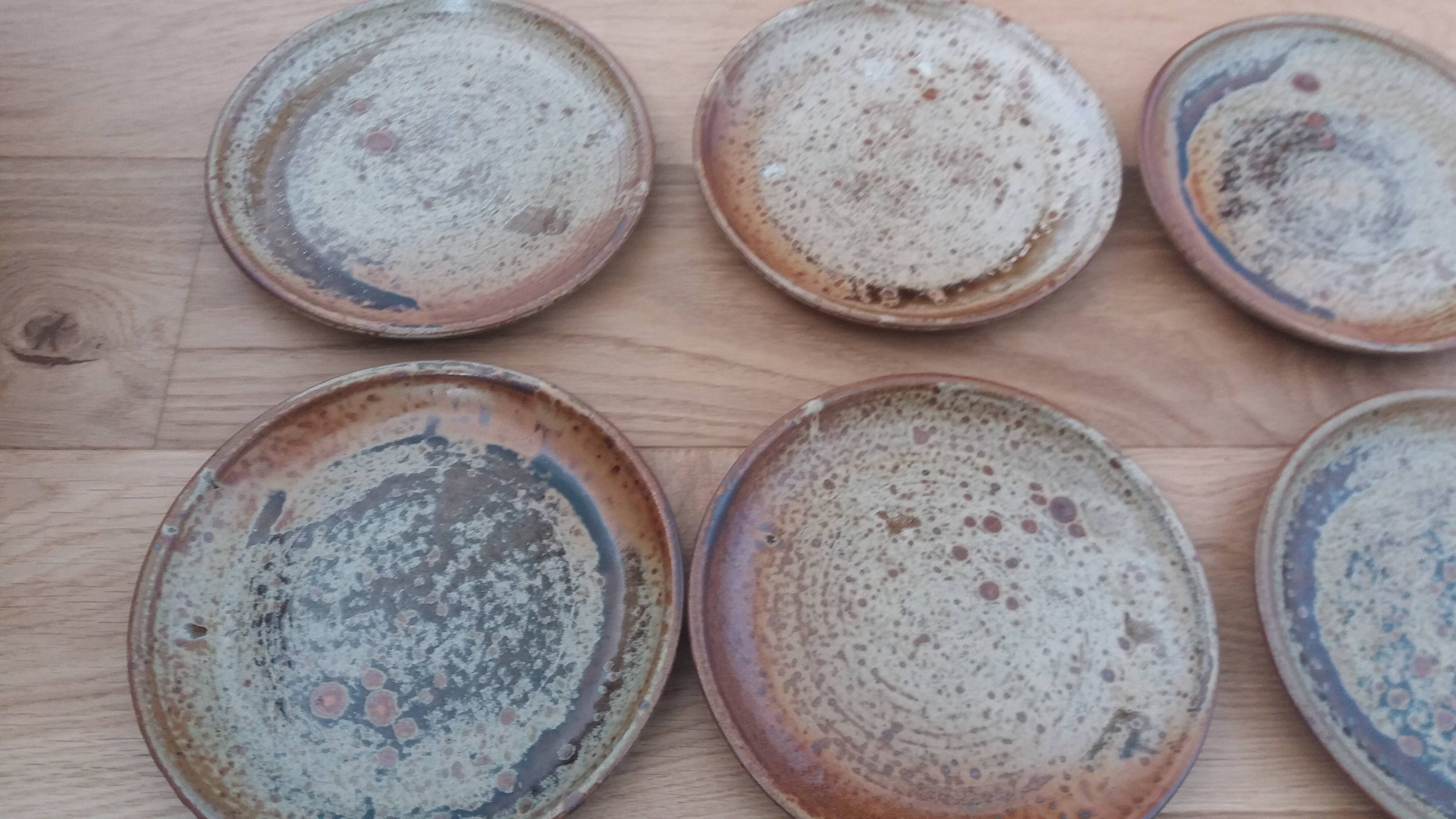 Dessert or cheese plates in Puisaye stoneware, Jean-Pierre Prud’homme