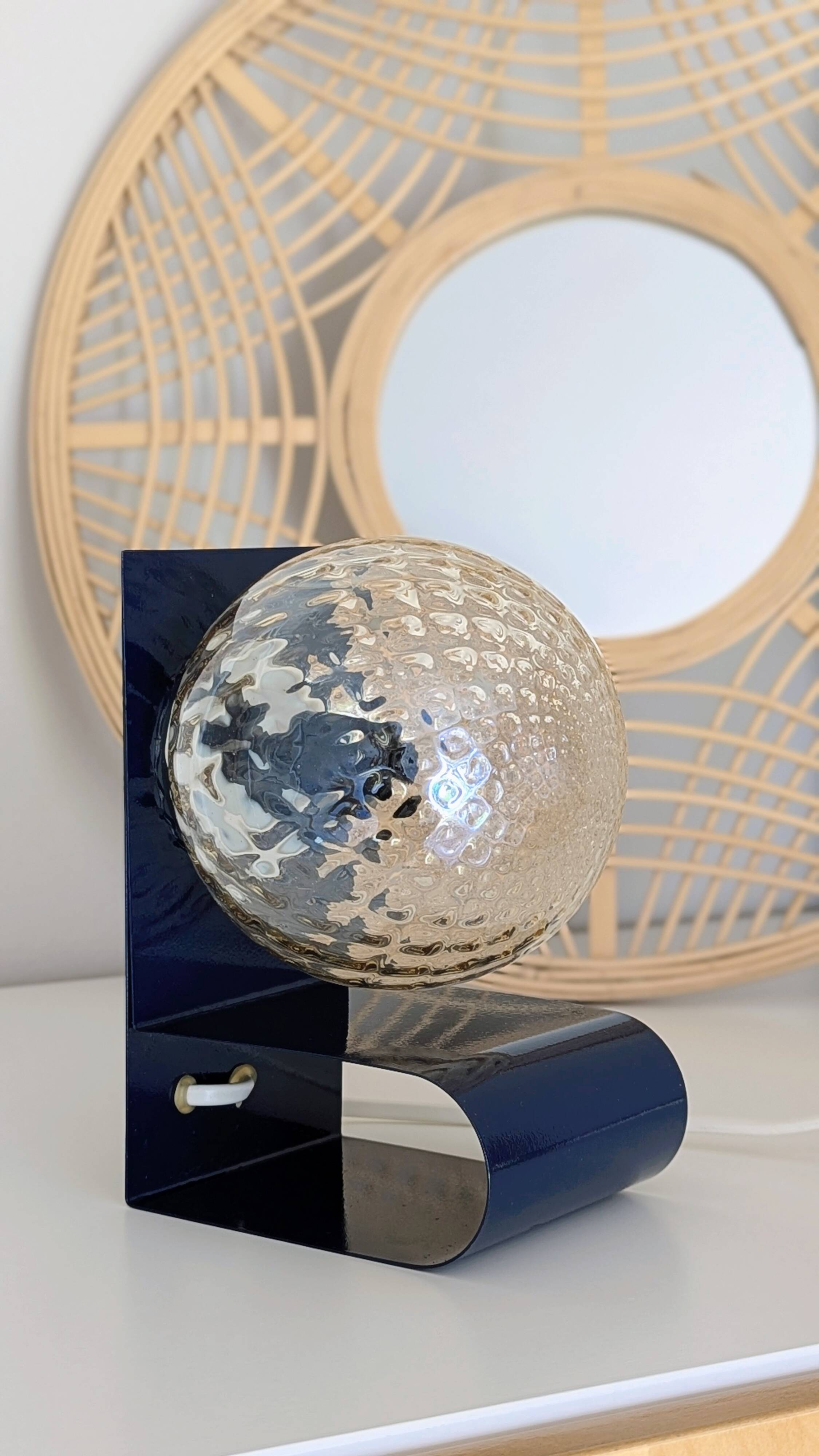 Lampe design italienne années 70 (L-0165)