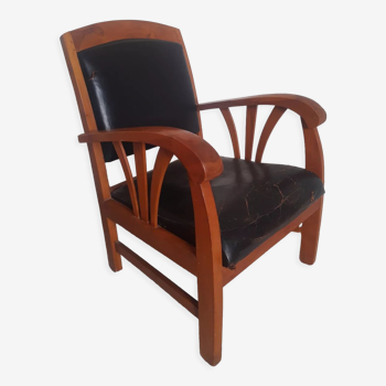 Antique armchair to renovate
