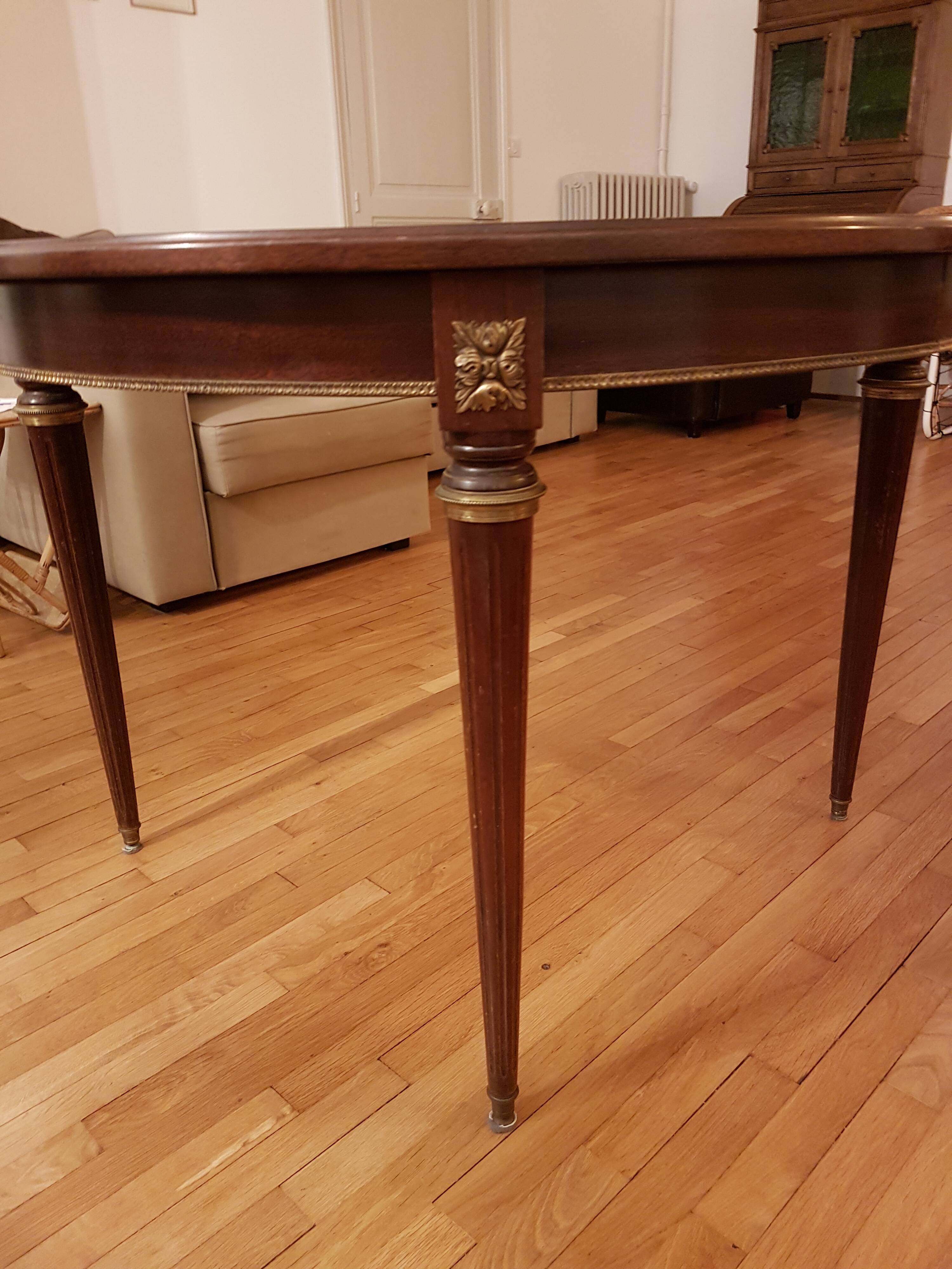 Louis XVI-style dining table