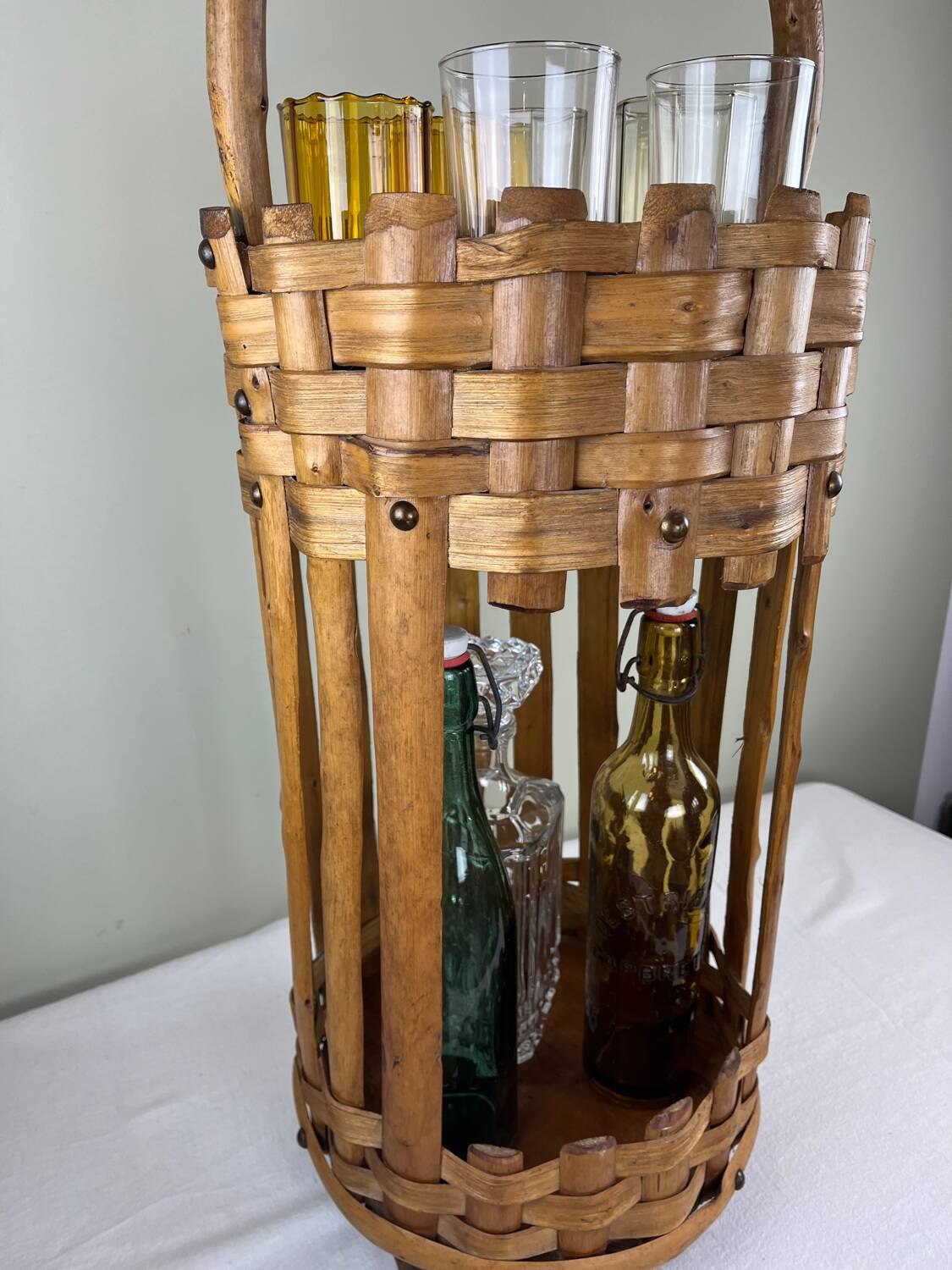 Vintage portable bar