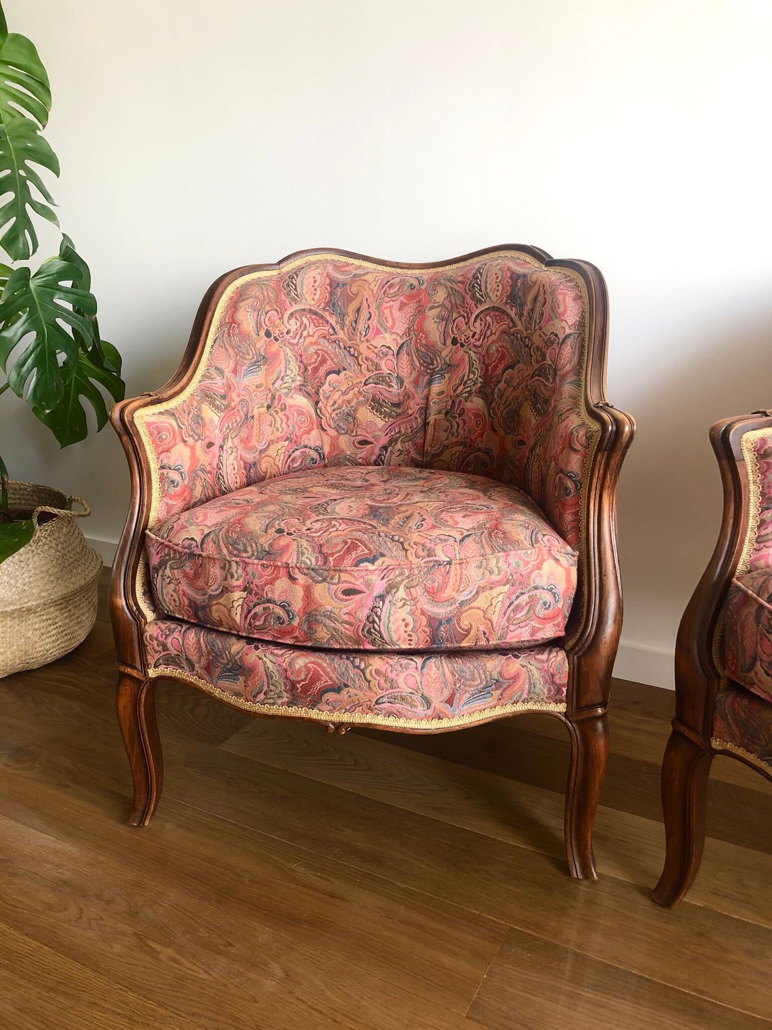 Pair of shepherdesses