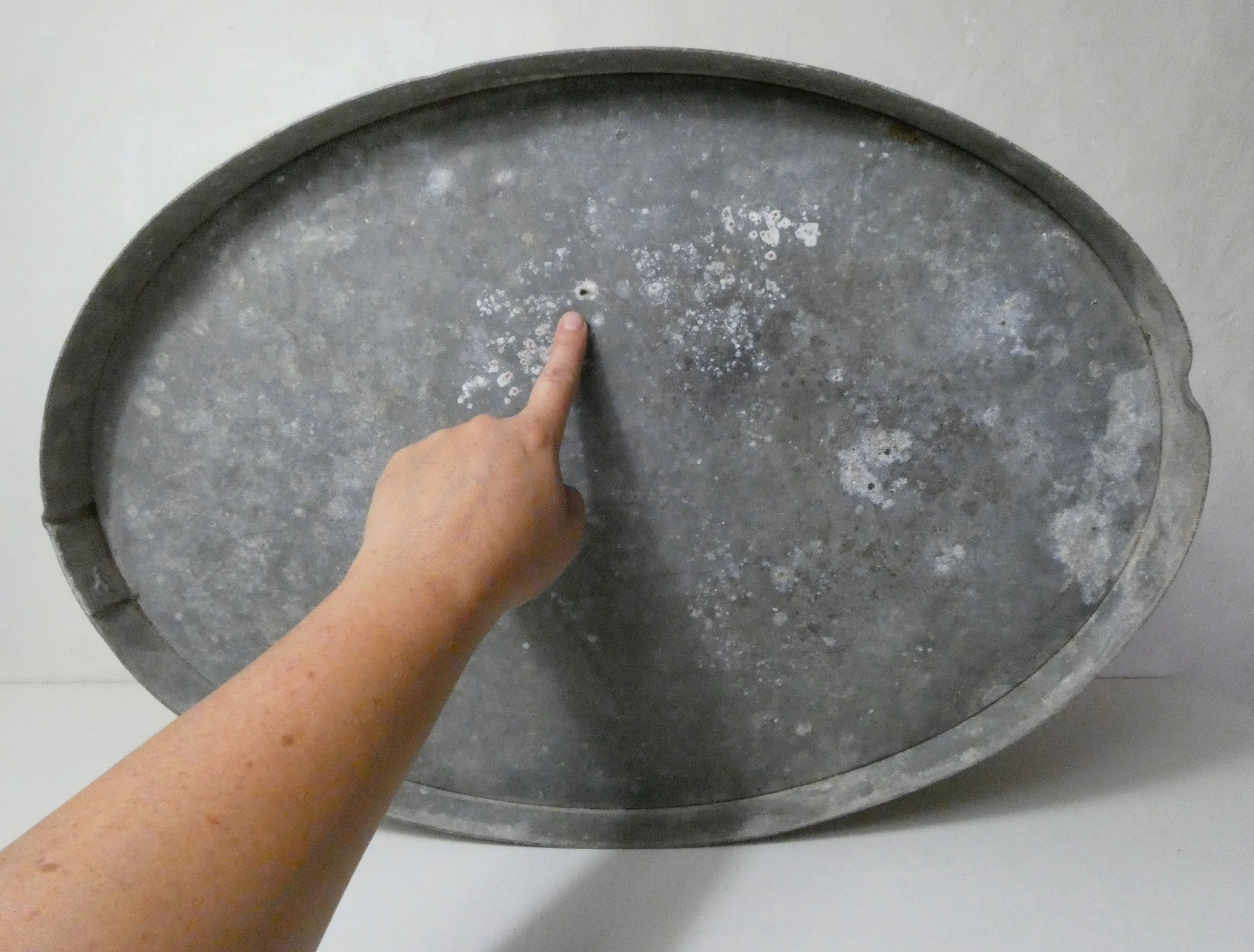 Old basin bath galvanized zinc oval