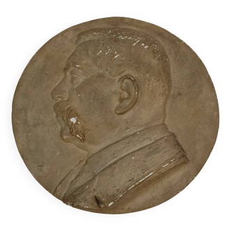 Plaster medallion portrait by Charles Filleul profile of a man 1901
