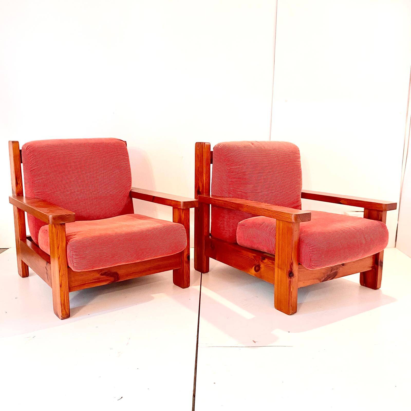 Mid Century Modern Vintage Wood and Red Velvet Armchairs, set of two, Italy 1970