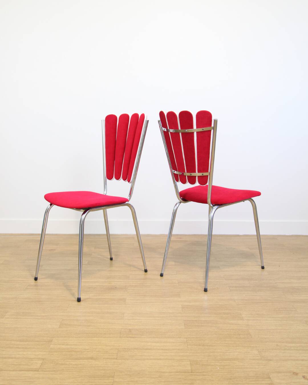 Set of 4 petal chairs