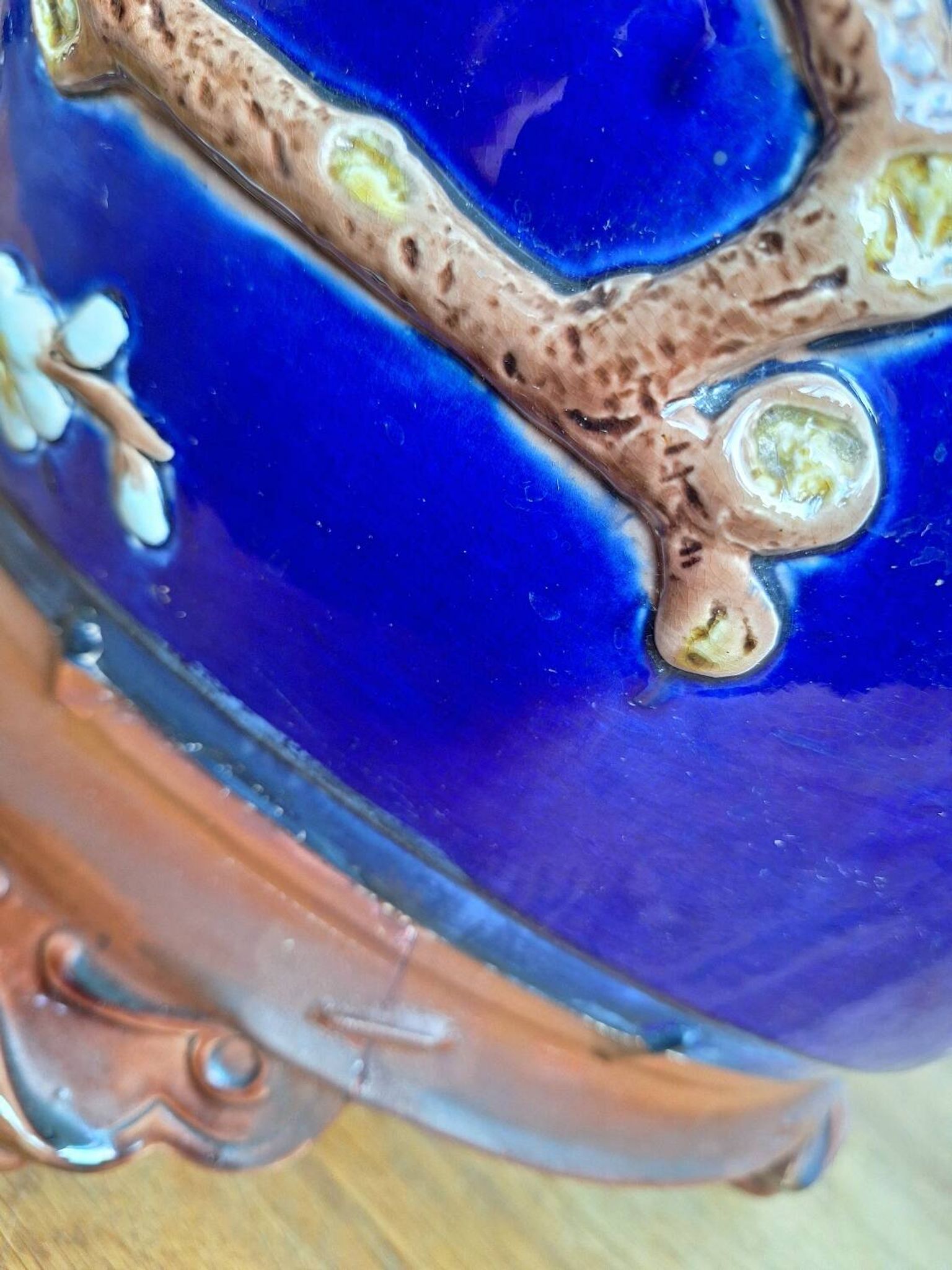 Large antique majolica cache pot, planter by Joseph Holdcroft.