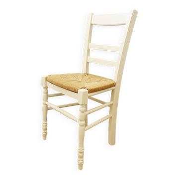 Straw chair