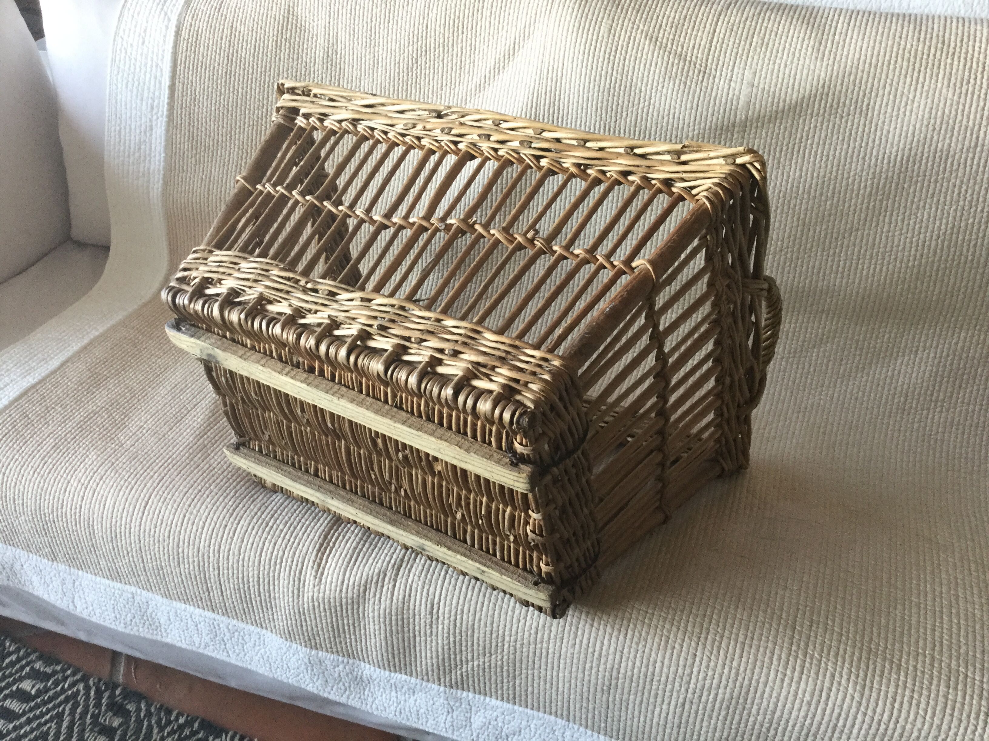 Wicker basket