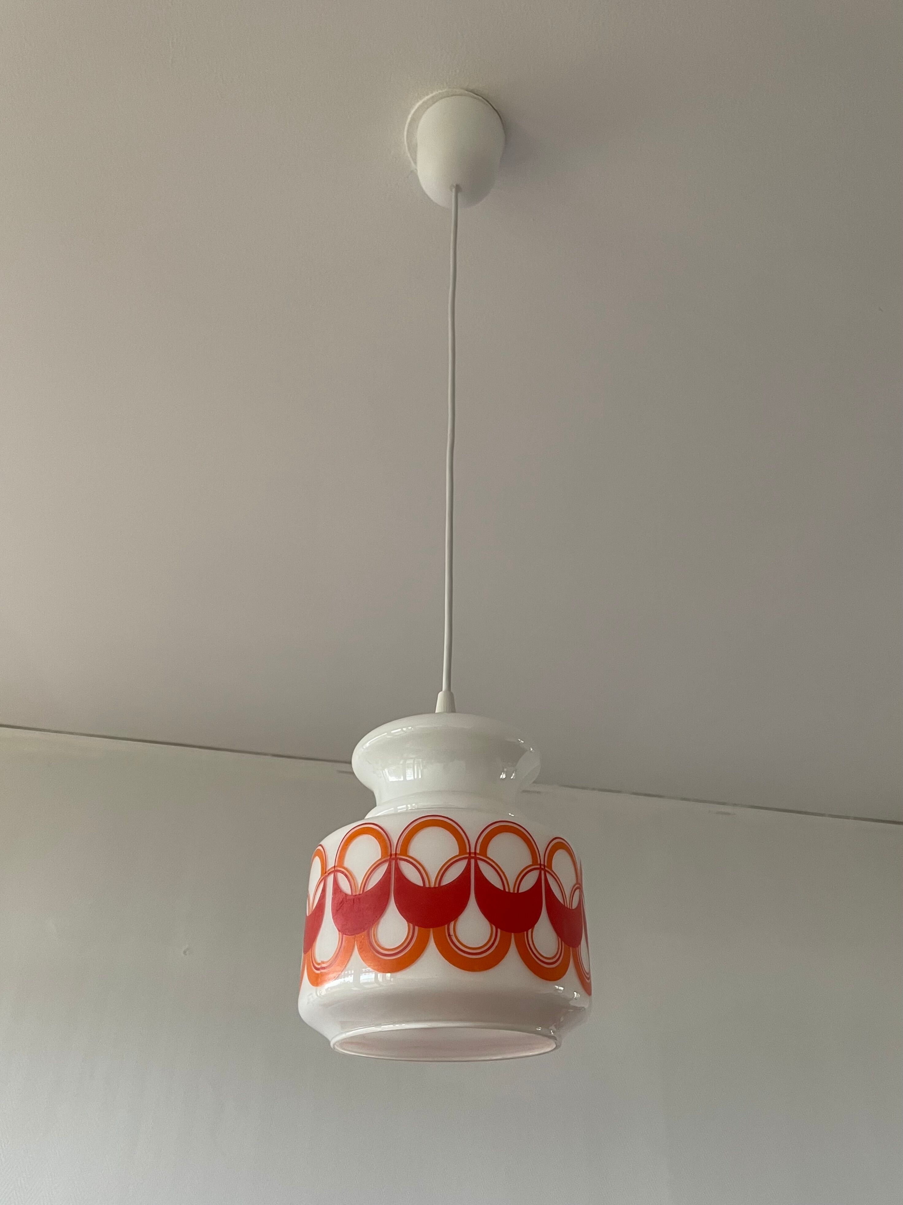 Vintage pattern glass pendant lamp