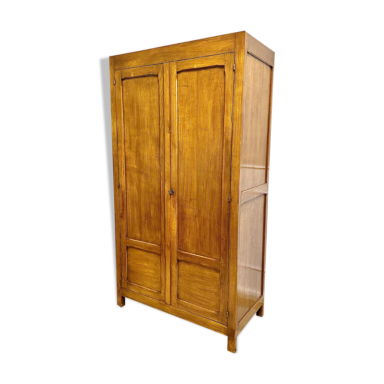 Parisian wardrobe, wardrobe