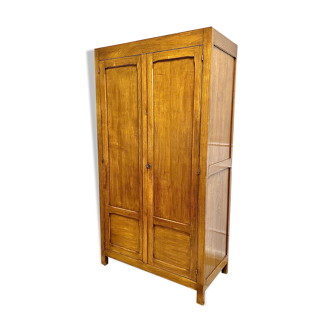 Parisian wardrobe, wardrobe