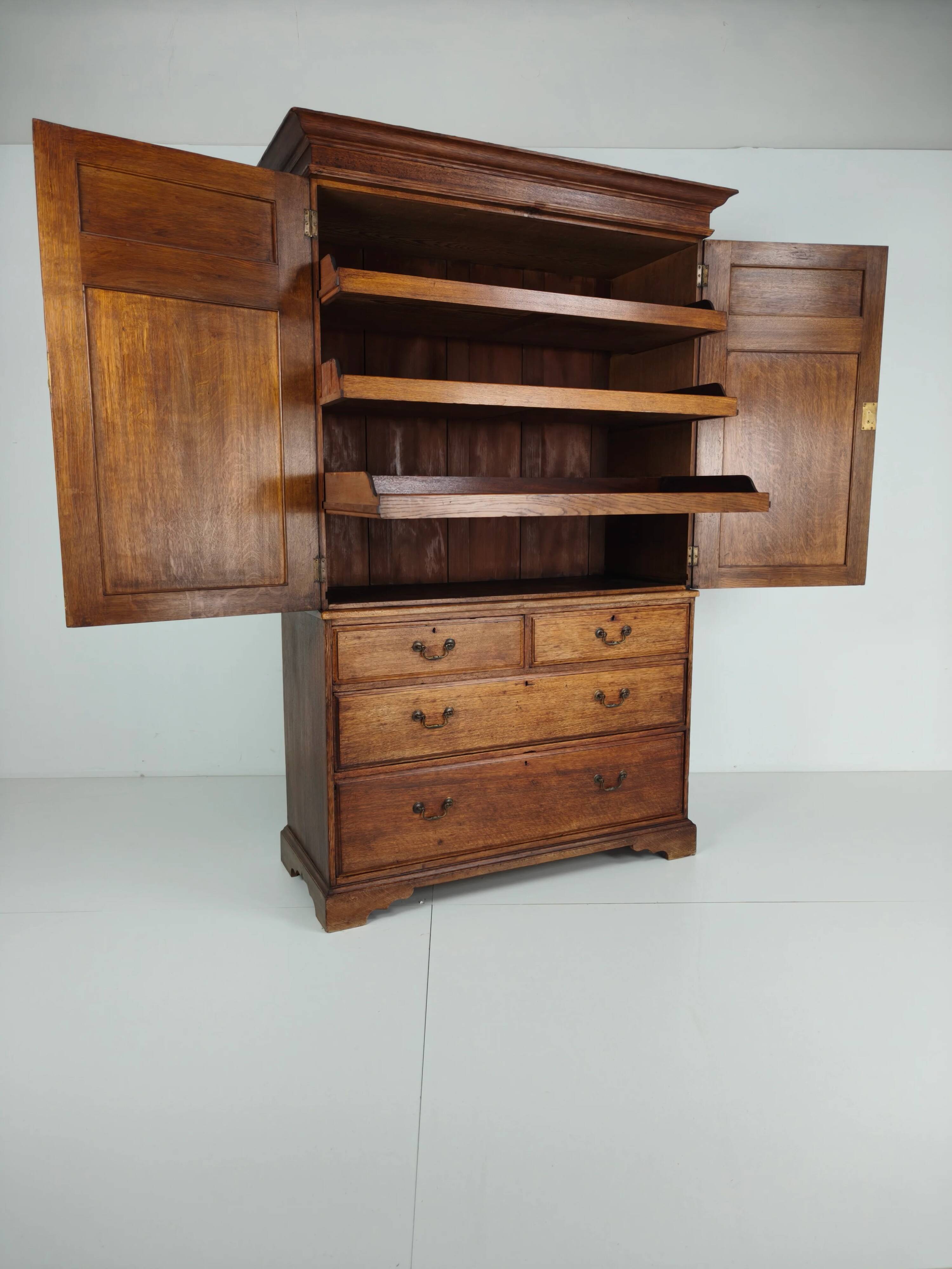 Presse à linge ancienne de Howard & Son, Berners Street, en chêne clair, XIXe siècle