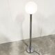 Lampadaire vintage chromé et verre, années 1970