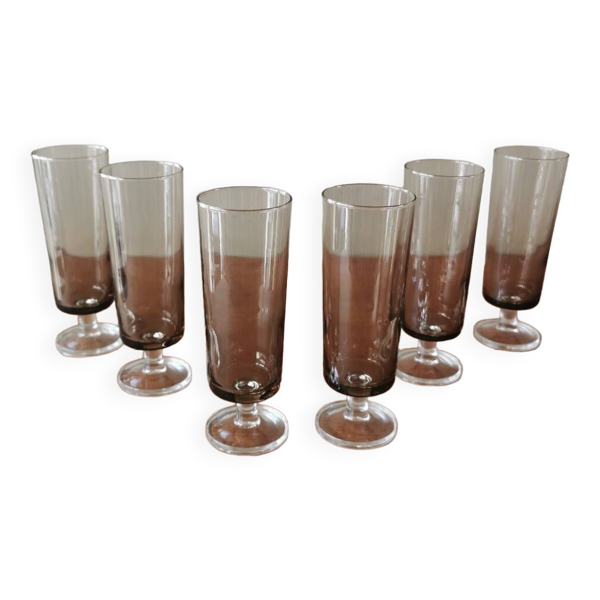 Flûtes à champagne vintage en verre fumé