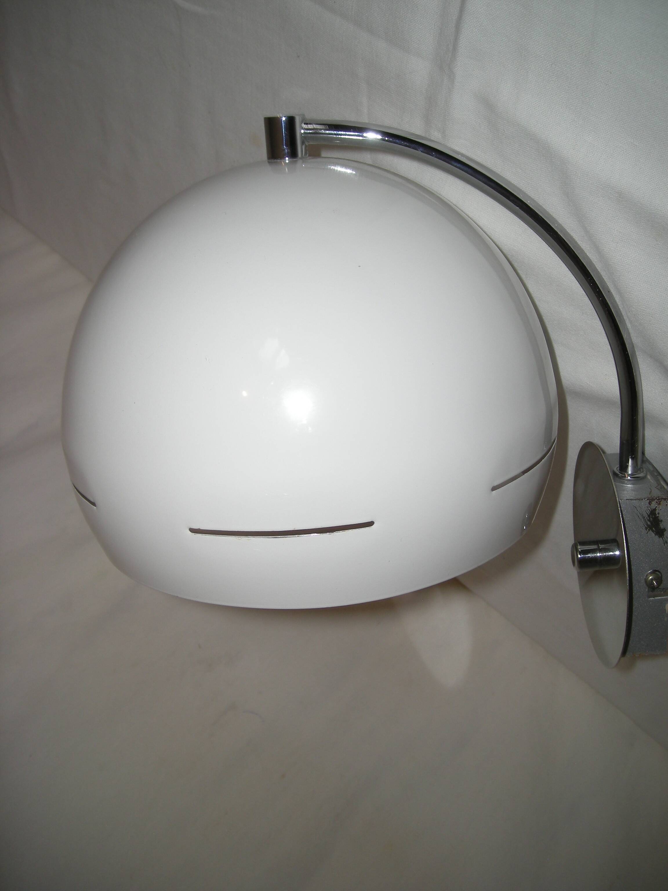 Pair of arco wall lights from the 70s